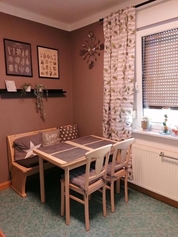 Ferienwohnung Am Keramikatelier Bitterfeld-Wolfen ภายนอก รูปภาพ